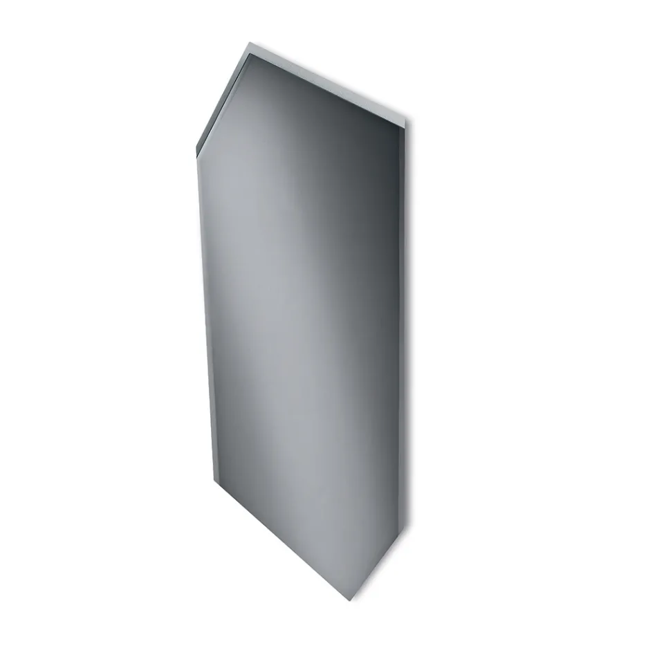 Geformter Wandspiegel mit geschliffenen Kanten, hergestellt in Italien – Willkommen Viadurini