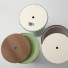 Couchtisch für den Außenbereich aus farbigem Polyethylen mit Innenfach - Akut Viadurini