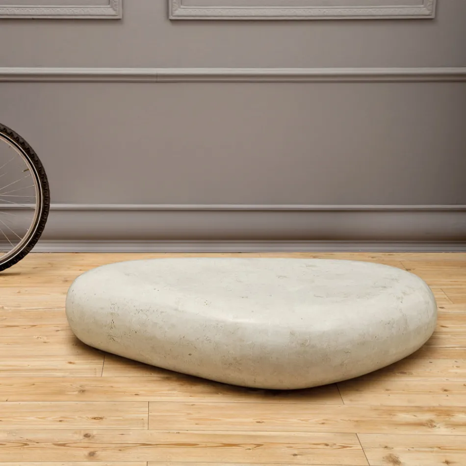 Moderner Couchtisch aus geformtem Fossilstein - Beth Viadurini