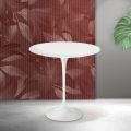 Saarinen Tulip Couchtisch H 52 cm in Mattweiß Florim Keramik - Scharlachrot