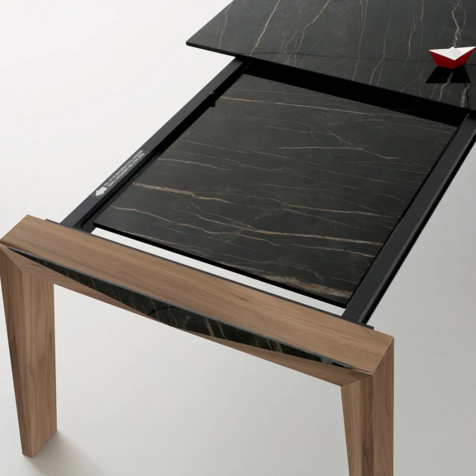 Ausziehbarer Tisch auf 2,4 m aus Massivholz und Keramikplatte - Antares Viadurini