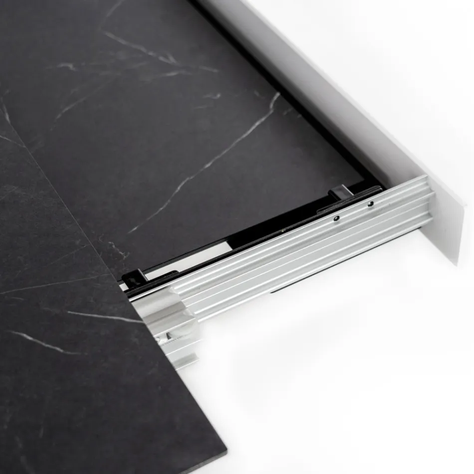 Ausziehbarer Tisch auf 270 cm mit HPL-Platte und Aluminiumgestell – Villongo Viadurini