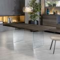 Ausziehbarer Tisch auf 300 cm aus Eiche und Sockel aus gehärtetem Glas – Nicoall
