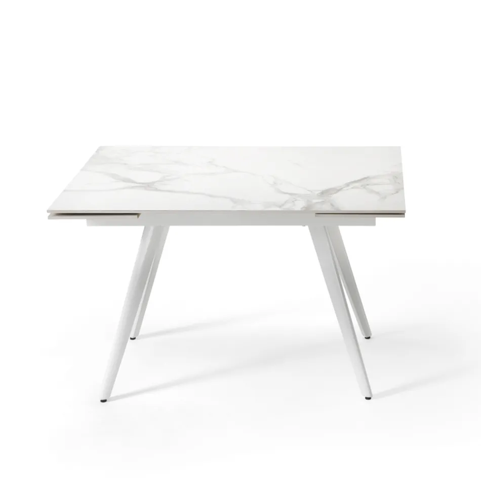 Ausziehbarer Tisch bis 180 cm in Marmoroptik aus Stein und Metall - Numa Viadurini