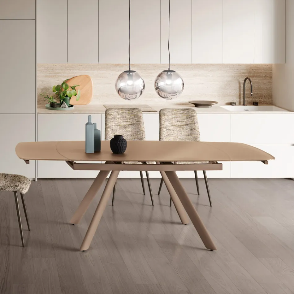 Ausziehbarer Tisch bis 210 cm aus Glas und lackiertem Metall - Naxos Viadurini