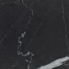 Gartentisch mit Holzsockel und schwarzer Marquinia-Keramikplatte - Infinity Viadurini