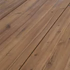 Tisch im Freien aus Akazienholz mit Beinen aus lackiertem Stahl - Sheldon Viadurini