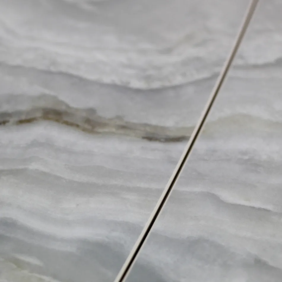 Ausziehbarer Wohnzimmertisch mit tonnenförmiger Platte aus Keramik, hergestellt in Italien – Gläser Viadurini