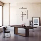 Fester Tisch mit abgeschrägter Platte und zweifarbigem Untergestell, hergestellt in Italien – Jadis Viadurini