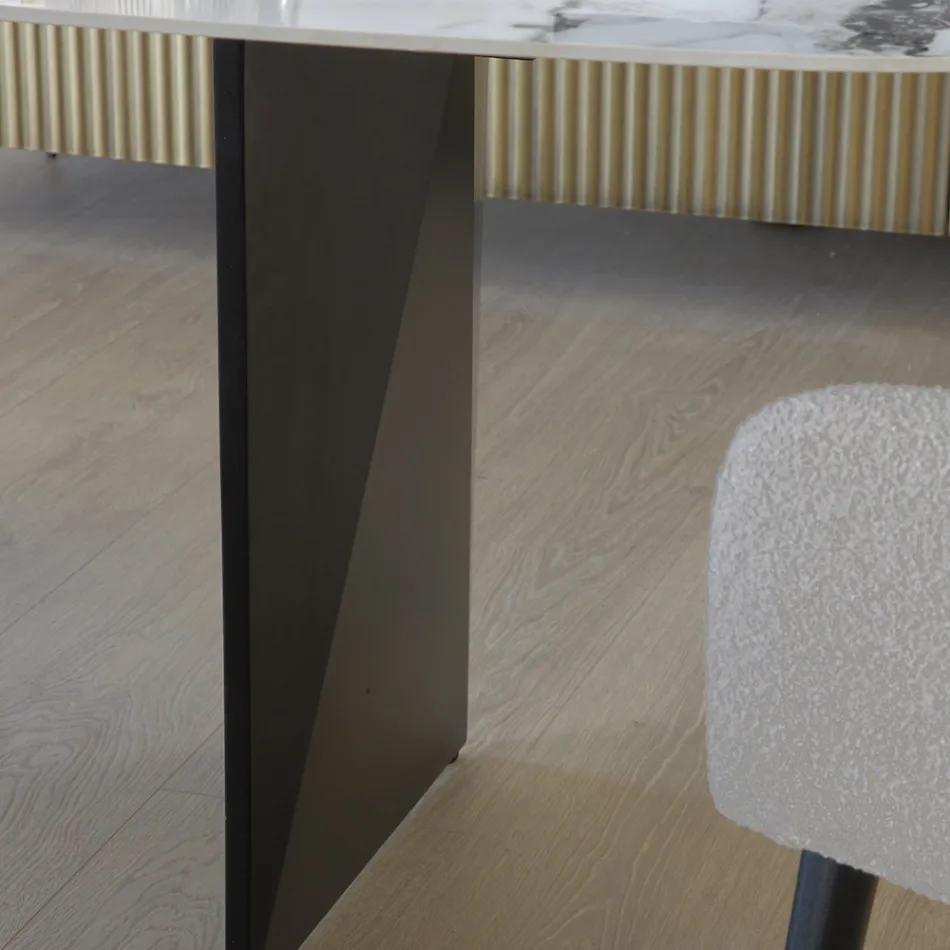 Fester Tisch aus Metall und Keramikplatte Arabesque Glossy - Eronte Viadurini