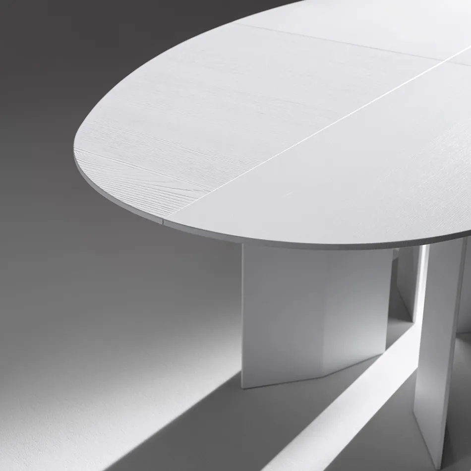 Ovaler Esstisch aus eschenfurniertem Sperrholz - Capricorn Viadurini