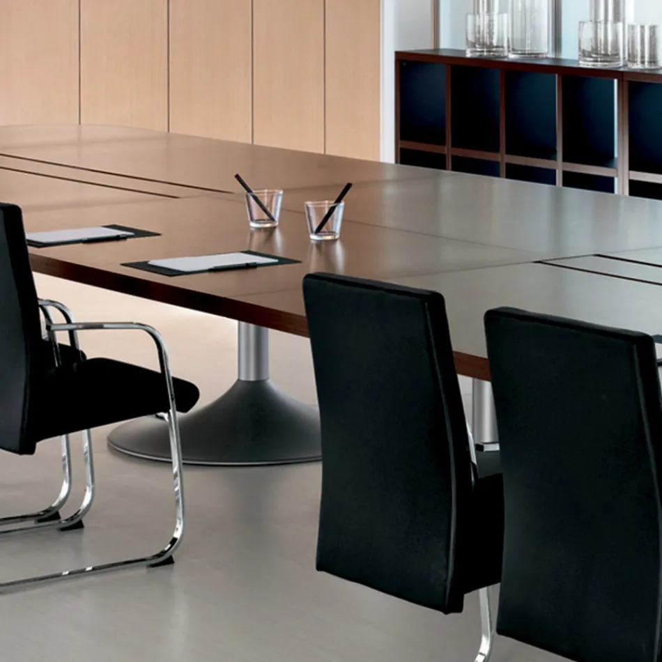 Besprechungstisch aus geformtem Melamin in dunkler Eiche - Gaelle Viadurini