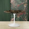 Tulip Eero Saarinen H 73 Tisch mit runder Platte aus dunklem Emperador-Marmor – Scharlachrot