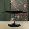 Eero Saarinen Tulip Tisch H 74 Oval aus schwarzem Marquinia Marmor Made in Italy - Scarlet