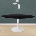 Eero Saarinen Tulip Tisch H 74 Rund aus schwarz gebeizter Eiche Made in Italy - Scarlet
