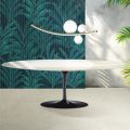 Saarinen Tulip Tisch H 74 cm ausziehbar in Florim Calacatta Gold Glanzkeramik - Scharlachrot