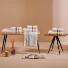 Duschtuch aus Baumwollfrottee mit doppelter Rüsche aus Baumwollperkal - Serenity Viadurini