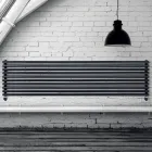 Hydraulischer Heizkörper mit vertikalen Kollektoren und horizontalen Rohren – zusammengesetzt Viadurini