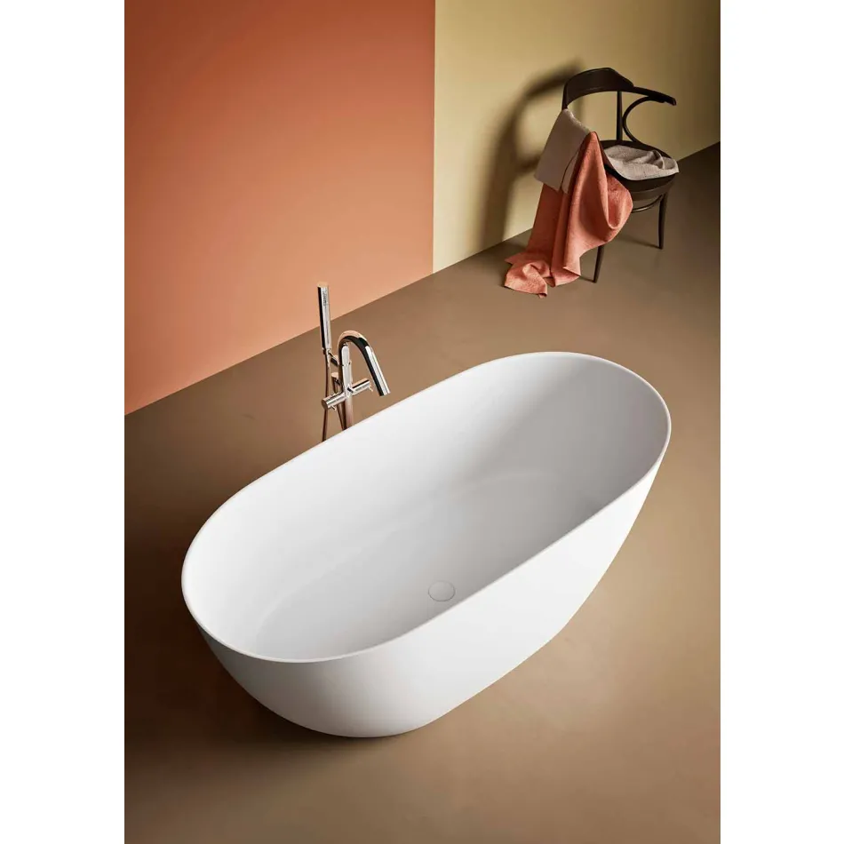 Freistehende Wanne, Made in Italy, in Solid Surface - Flow Viadurini