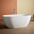 freistehende Badewanne made in Italy, aus Solid Surface - Flow