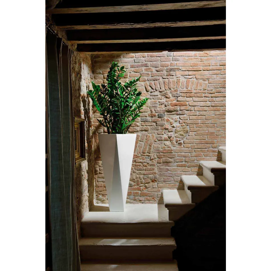 Dekorative Vase aus Polyethylen im quadratischen Design Hergestellt in Italien - Bonina Viadurini