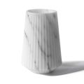 Vase aus weißem Carrara-Marmor oder schwarzem Portoro-Streifen-Design - Kairo