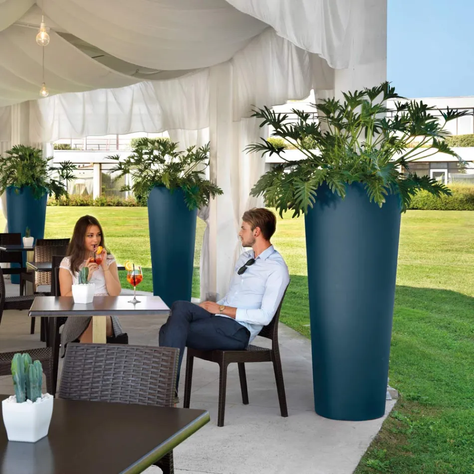 Runde Außenvase aus farbigem Polyethylen Made in Italy - Nippon Viadurini