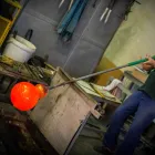 Runde Indoor-Vase aus farbigem Muranoglas Made in Italy - Asper Viadurini